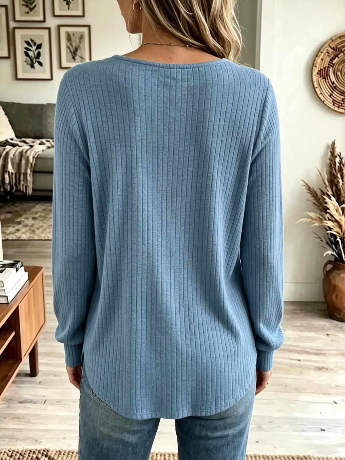 Women's Gathered Empire Waist V-Neck Knit Top