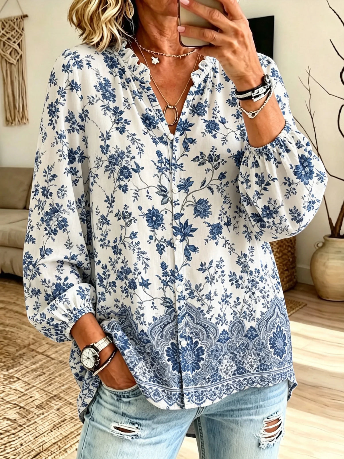 Women's Blue Floral Porcelain Print V-neck Puff Sleeve Blouse